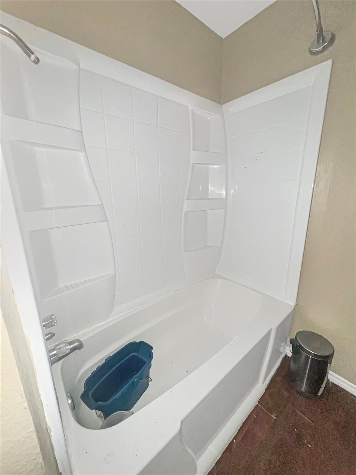5410 Bungalow Lane