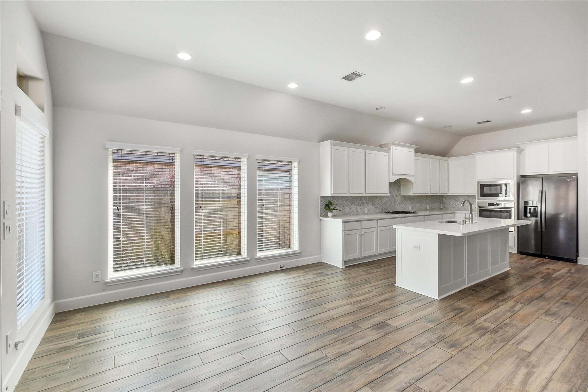10835 High Red Mesa
