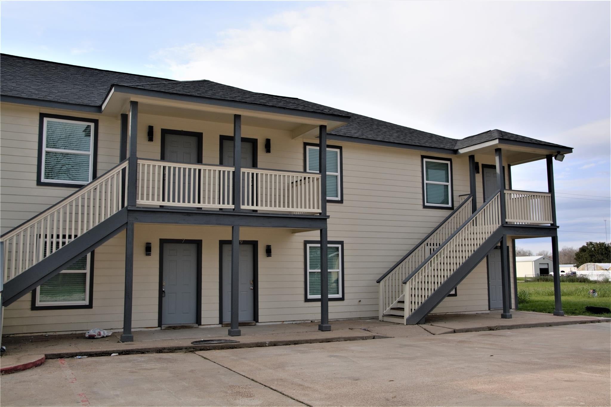 13115 Highway 6 4