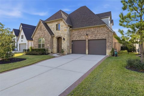 Photo of 73 Madrone Terrace Place, The Woodlands, TX 77375 (MLS # 25765559)