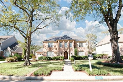 Homes For Sale - 1814 Wagon Gap Trail<br/> Houston, TX 77090