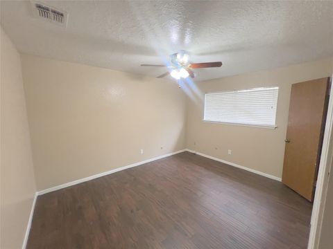 Tiny photo for 430 Breeze Park Drive, Houston, TX 77015 (MLS # 73886997)