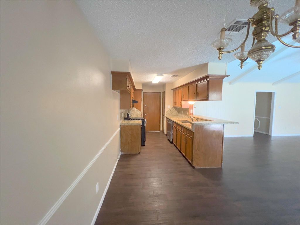 Photo of 430 Breeze Park Drive, Houston, TX 77015 (MLS # 73886997)