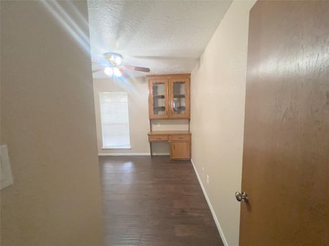 Tiny photo for 430 Breeze Park Drive, Houston, TX 77015 (MLS # 73886997)