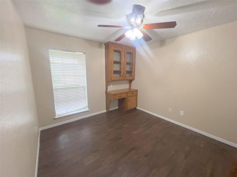 Tiny photo for 430 Breeze Park Drive, Houston, TX 77015 (MLS # 73886997)