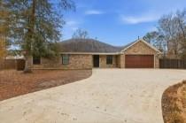 Photo of 12250 Charlotte Drive, Lumberton, TX 77657 (MLS # 18230342)