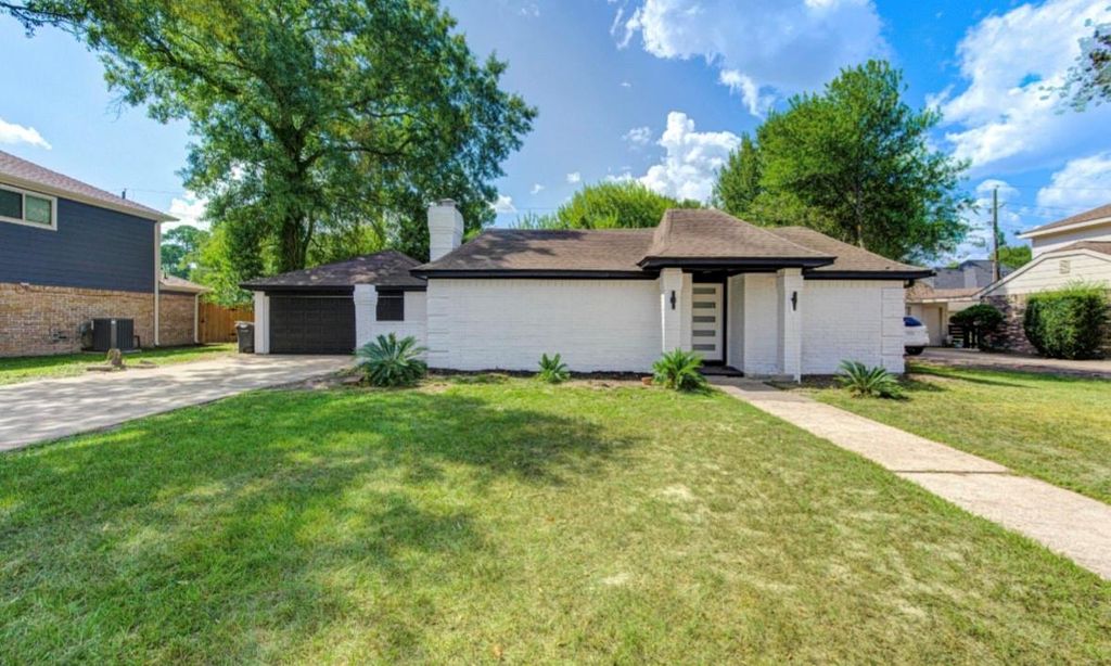 Photo of 19919 Sweetgum Forest Drive, Humble, TX 77346 (MLS # 57491276)