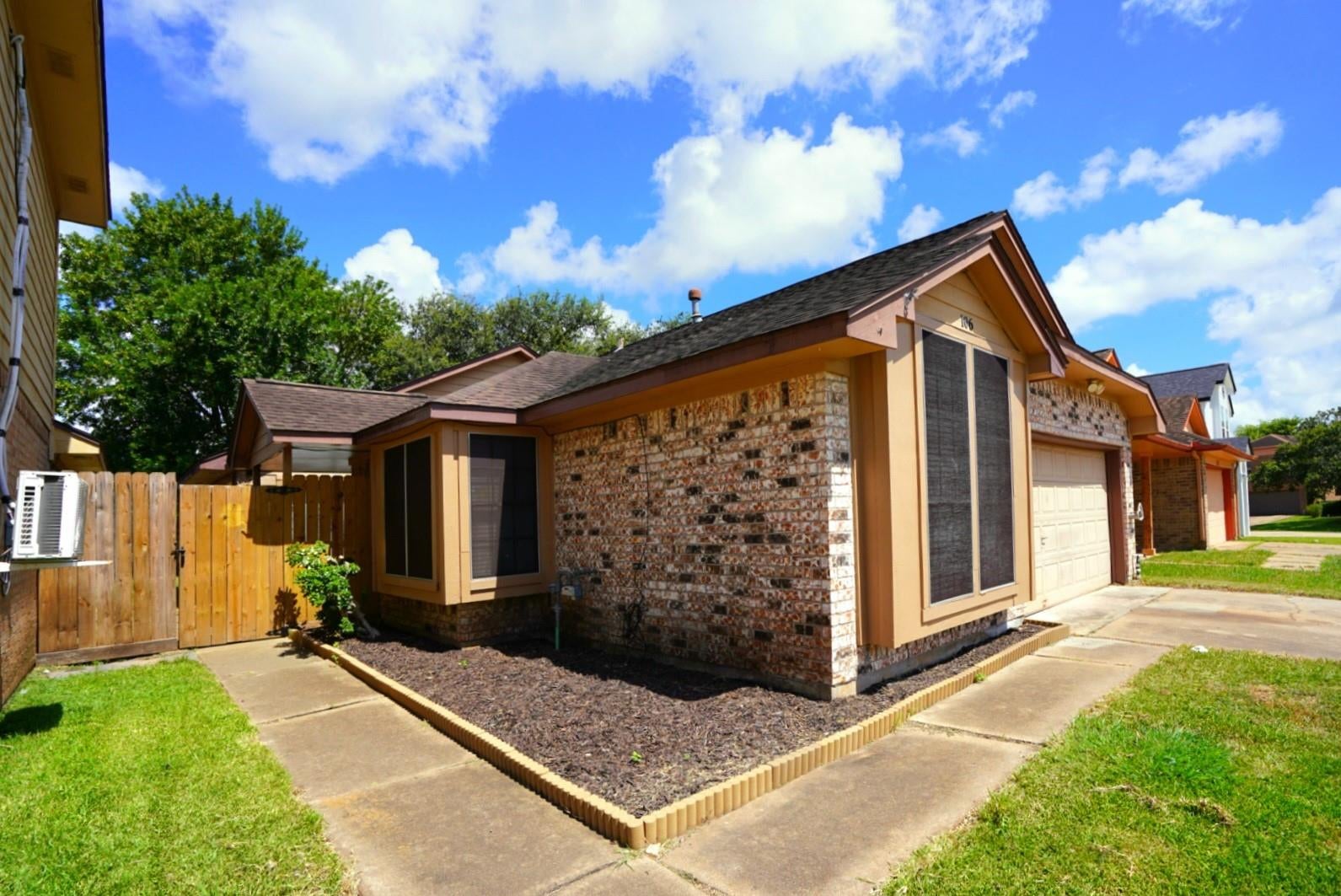 106 Coffee Lane
