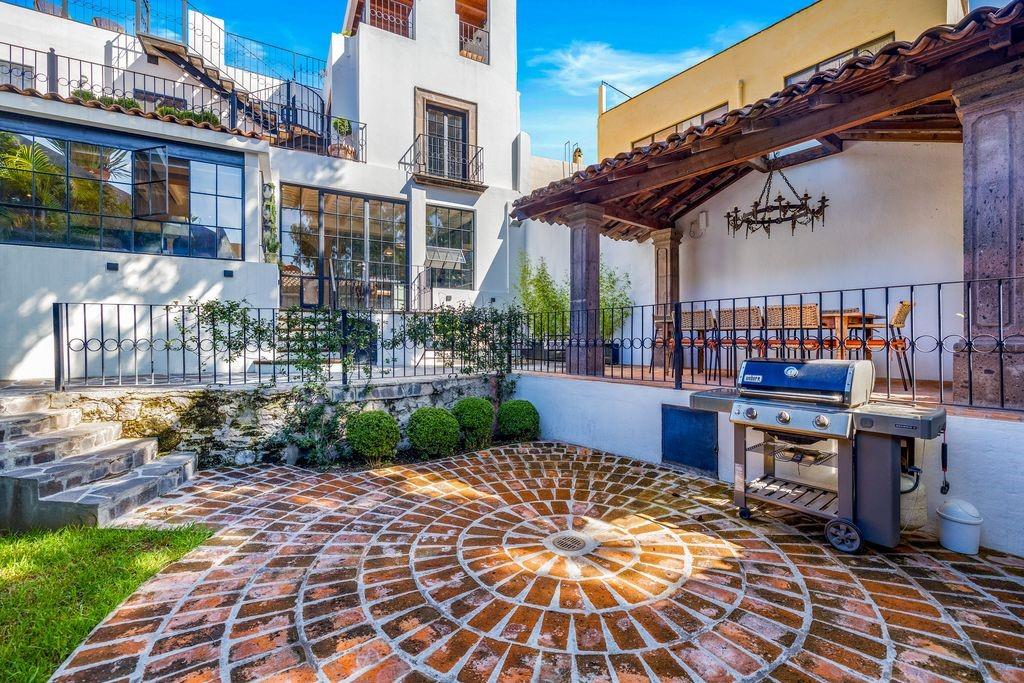 Mexico, 3 Bedrooms Bedrooms, ,4 BathroomsBathrooms,Residential,Active,242687