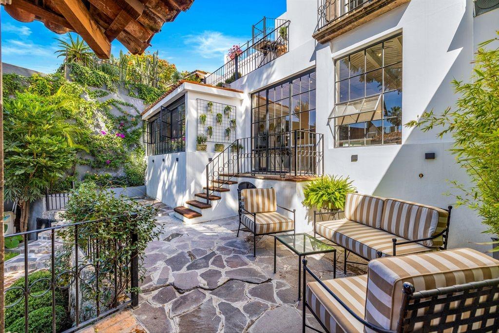 Mexico, 3 Bedrooms Bedrooms, ,4 BathroomsBathrooms,Residential,Active,242687