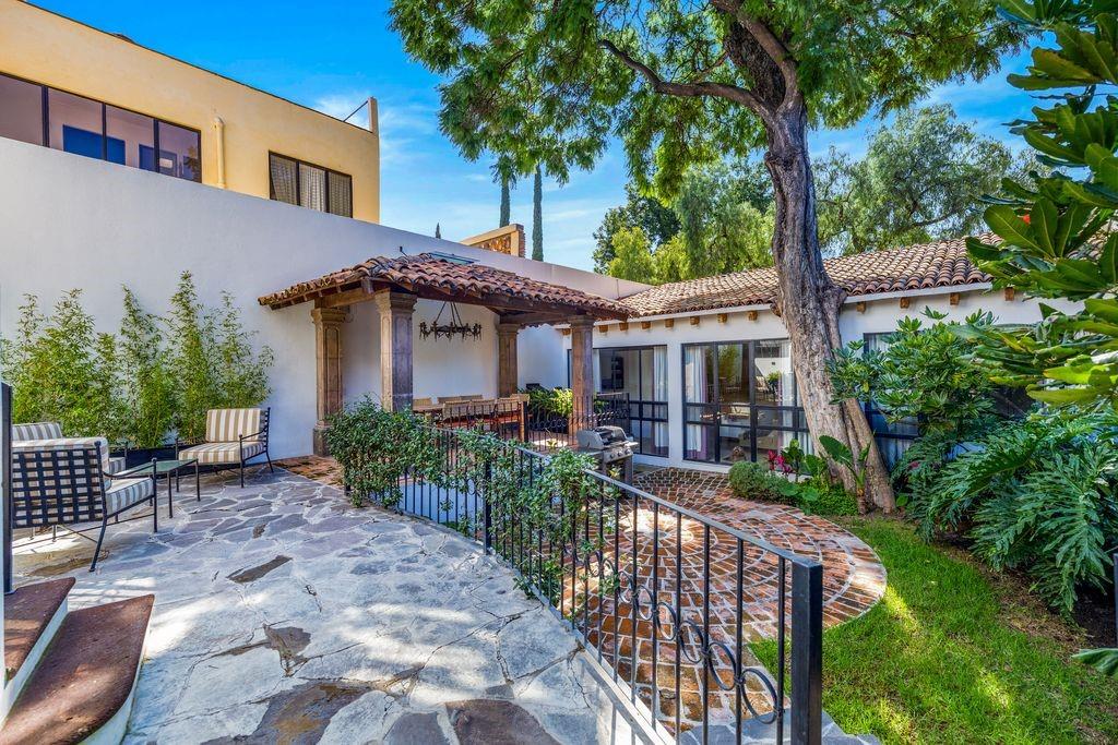 Mexico, 3 Bedrooms Bedrooms, ,4 BathroomsBathrooms,Residential,Active,242687