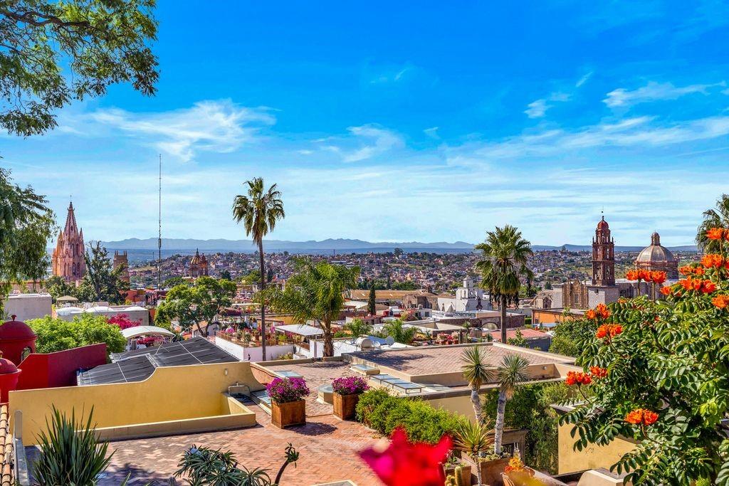 Mexico, 3 Bedrooms Bedrooms, ,4 BathroomsBathrooms,Residential,Active,242687