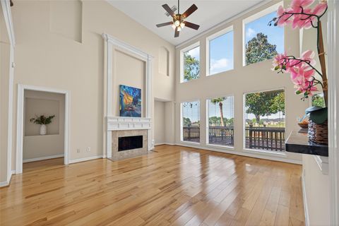 Photo of 3315 Frostwood Drive, Pearland, TX 77584 (MLS # 73786085)