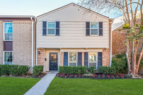Photo of 14214 Misty Meadow Lane, Houston, TX 77079 (MLS # 75692616)