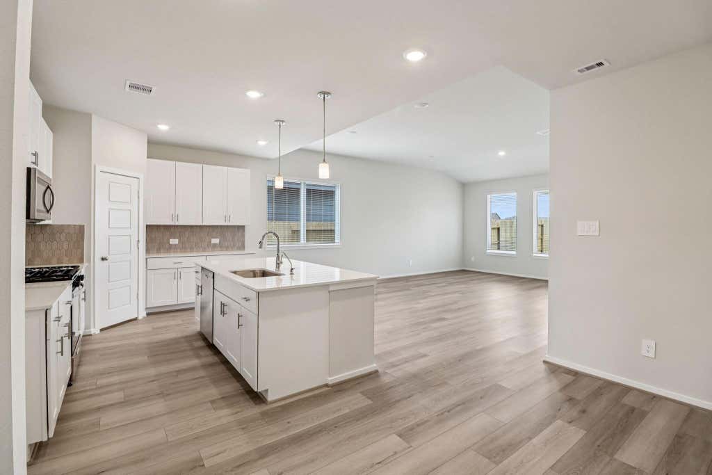 Photo of 5133 Redbud Valley Drive, Pearland, TX 77584 (MLS # 6821135)