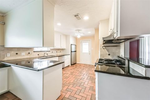 Tiny photo for 10919 Checkerboard Street, Houston, TX 77096 (MLS # 56919665)