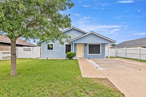 Photo of 1308 Celias Dream, Bryan, TX 77803 (MLS # 73717907)