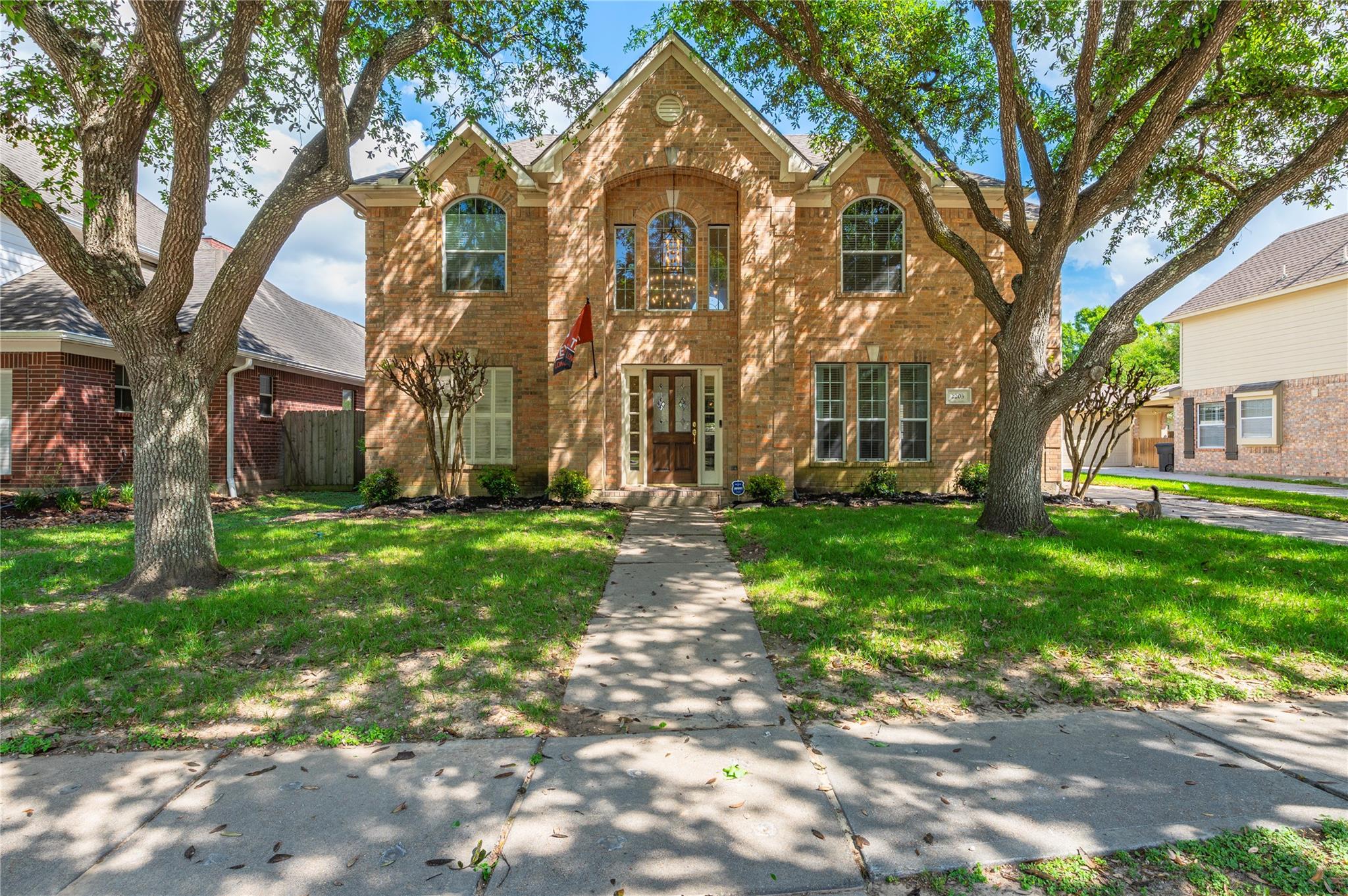 2203 Fairwater Park Drive