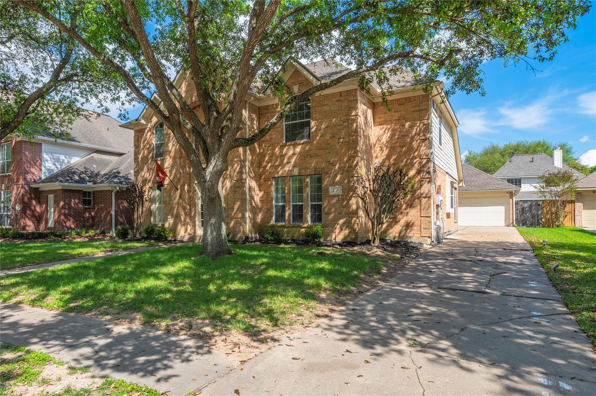 2203 Fairwater Park Drive