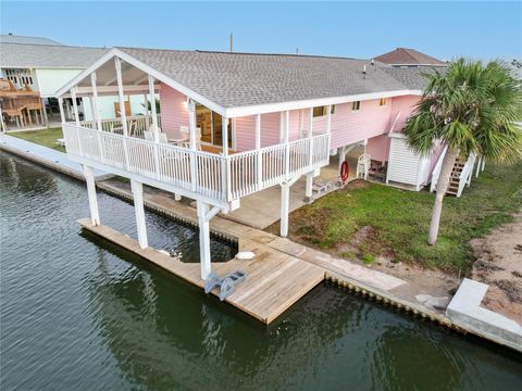 Photo of 21804 Frio Drive, Galveston, TX 77554 (MLS # 96020028)