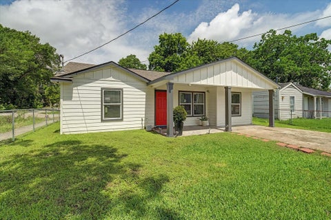 Photo of 6834 New York Street, Houston, TX 77021 (MLS # 17567242)