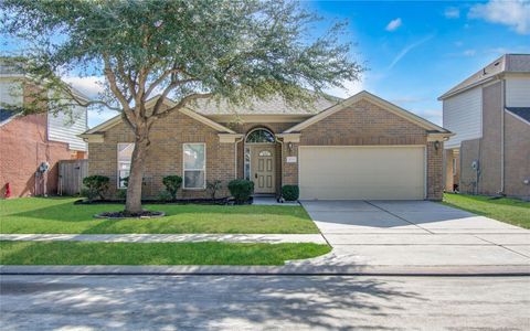 Photo of 4214 Forest Rain Lane, Humble, TX 77346 (MLS # 47246815)