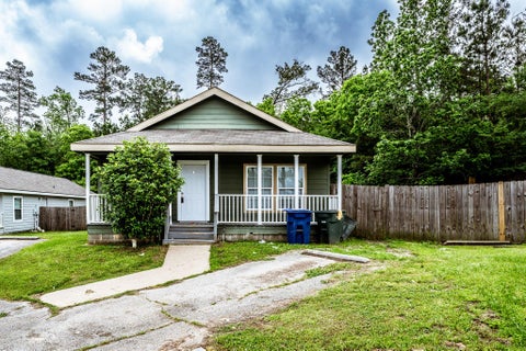Mobile Home For Rent - 136 Varsity Circle Dr<br/> Huntsville, TX 77340