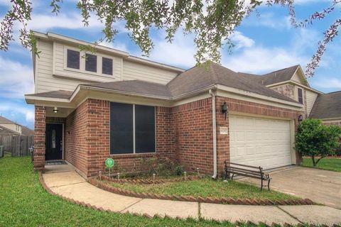 Photo of 18219 Major Glen Cir, Humble, TX 77346 (MLS # 61474289)
