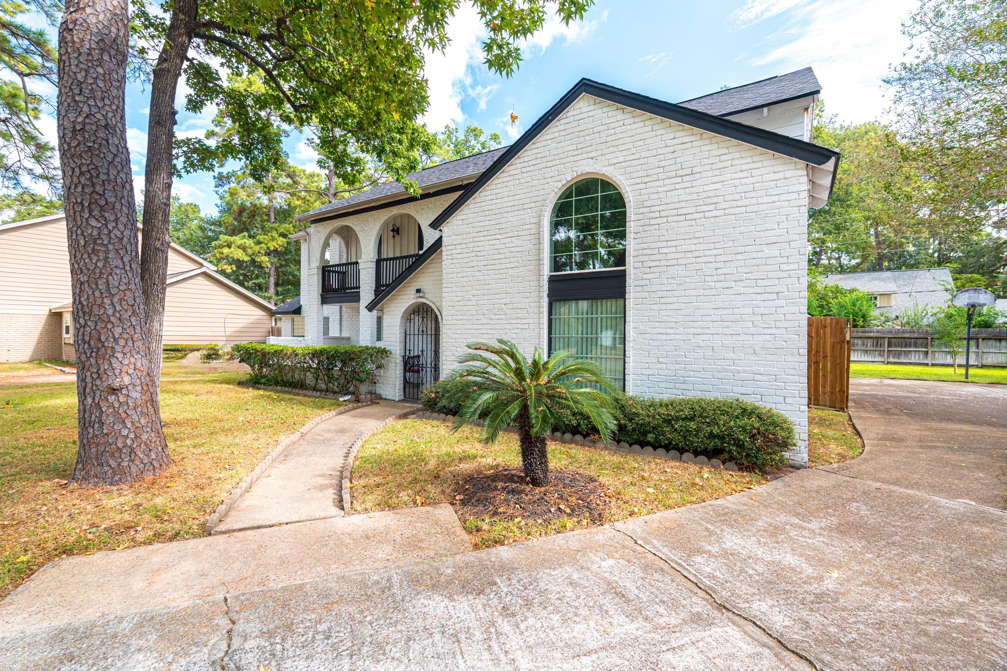 16902 Summit Oaks Lane