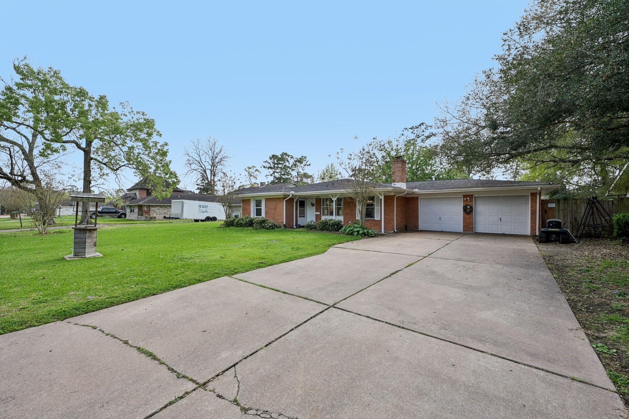 3036 Crest Drive