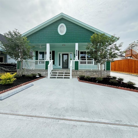 Photo of 1806 Pasadena Street, Houston, TX 77023 (MLS # 52062097)