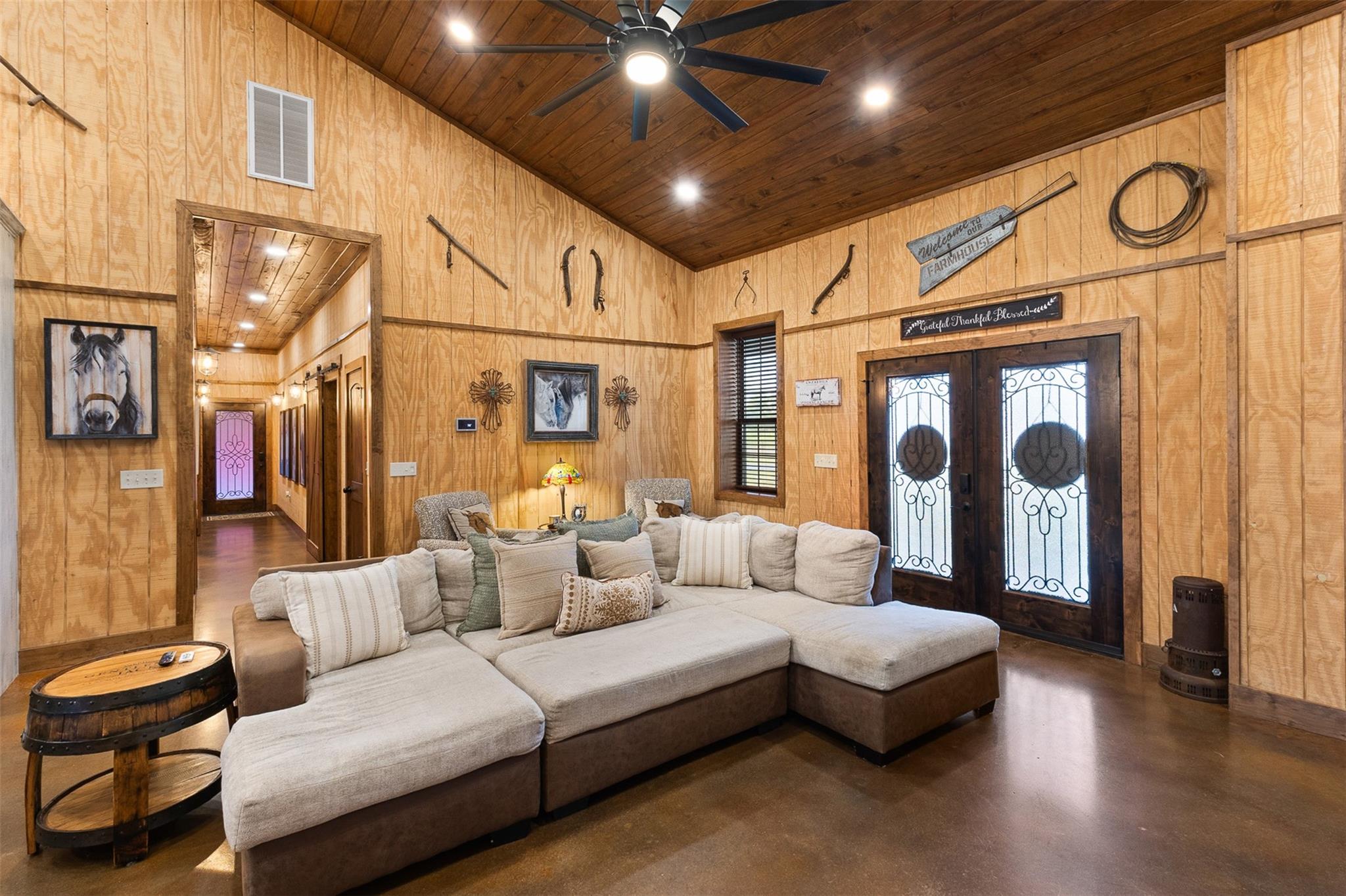1402 Eagle Ferry Road
