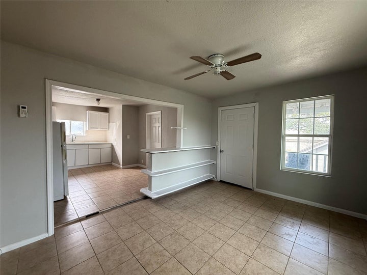 Photo 1 of 7 — 7314 Navigation Boulevard A, Houston, TX 77011