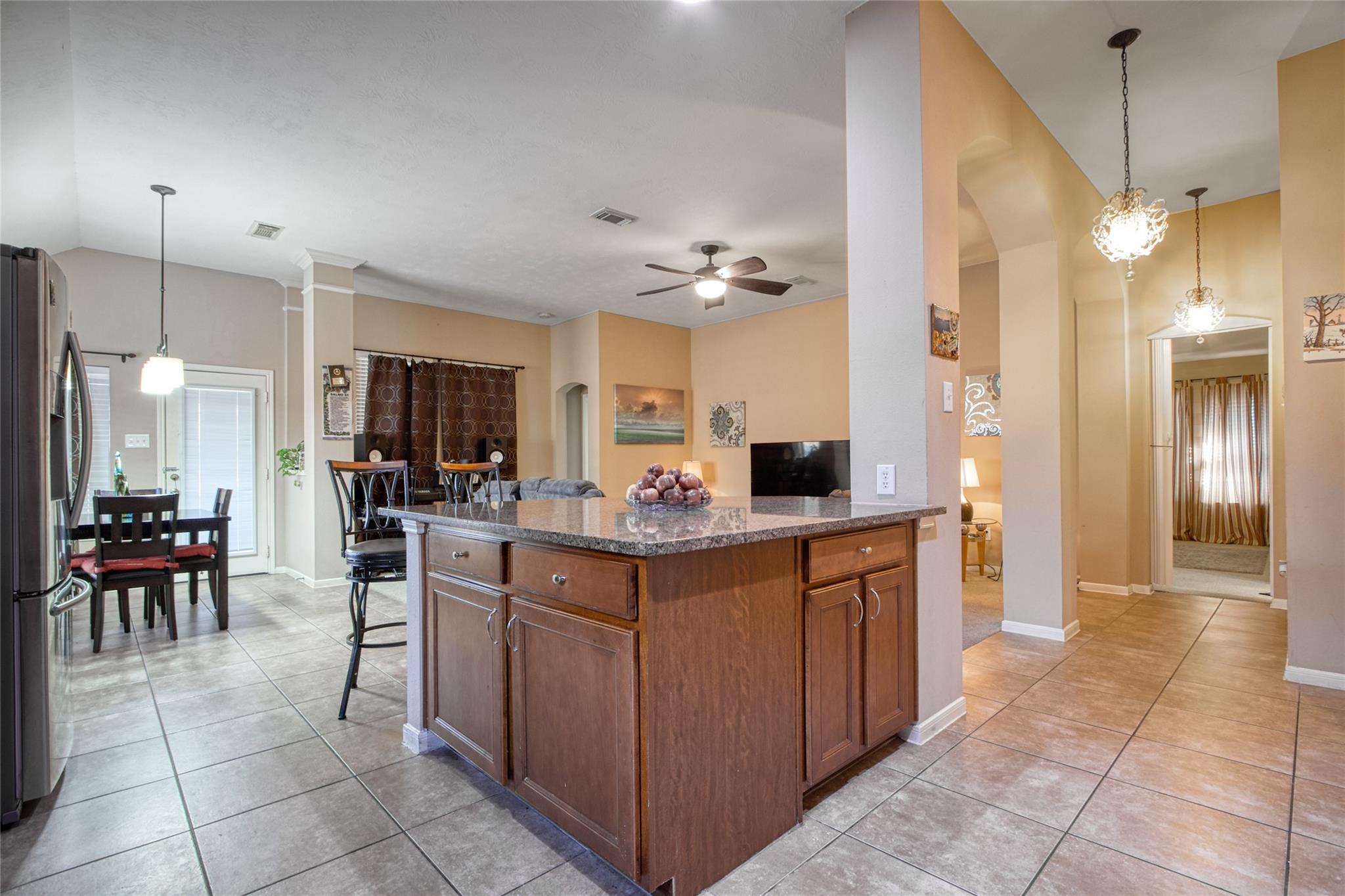 8003 Saragosa Blue Lane