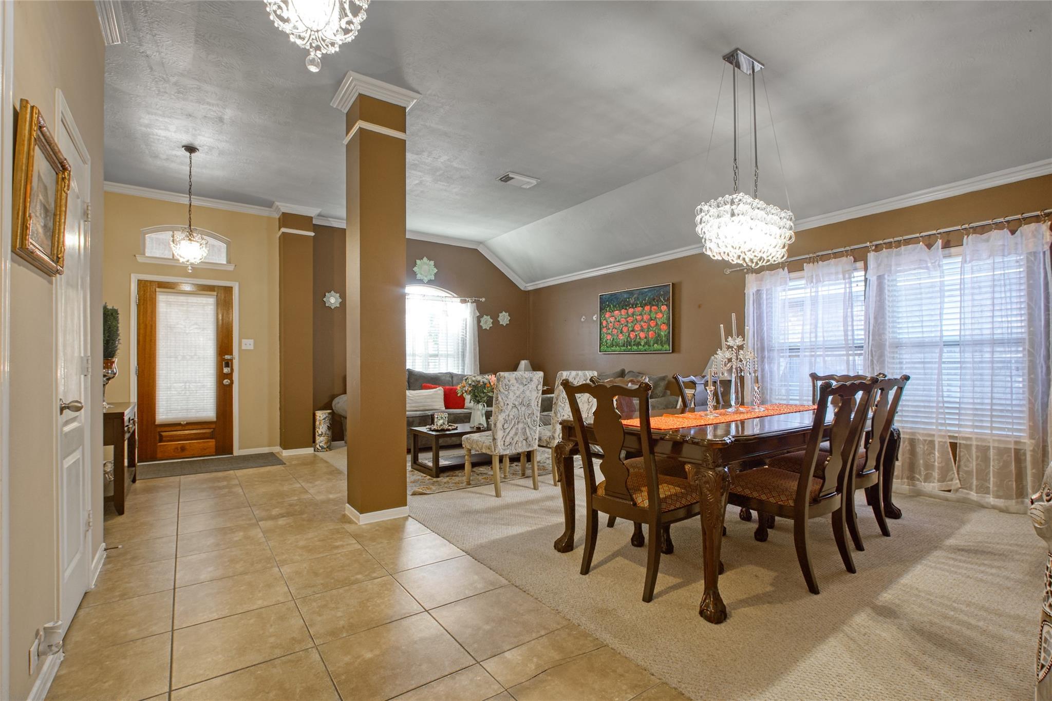 8003 Saragosa Blue Lane