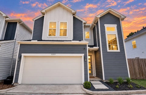 Photo of 1223 W Tidwell Road, Houston, TX 77091 (MLS # 19228471)