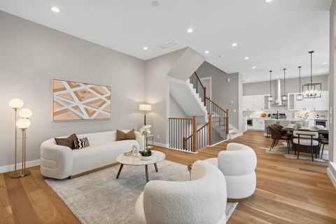 Photo of 1177 W 19th Street, Houston, TX 77008 (MLS # 78645771)