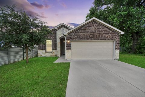 Photo of 7806 King Street, Houston, TX 77028 (MLS # 47209225)