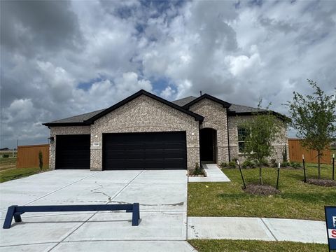 Photo of 118 Lancaster Court, Dayton, TX 77535 (MLS # 43528841)