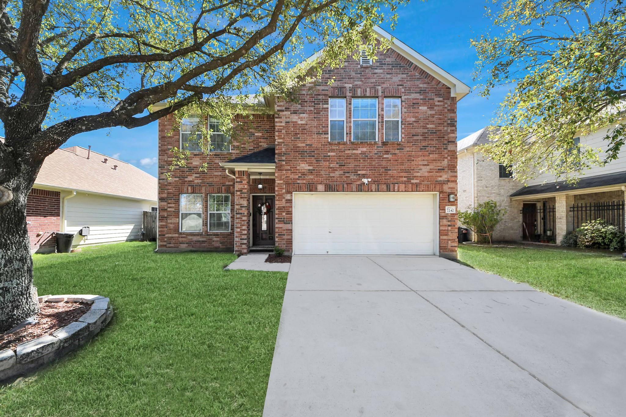 7242 Foxcrest Lane