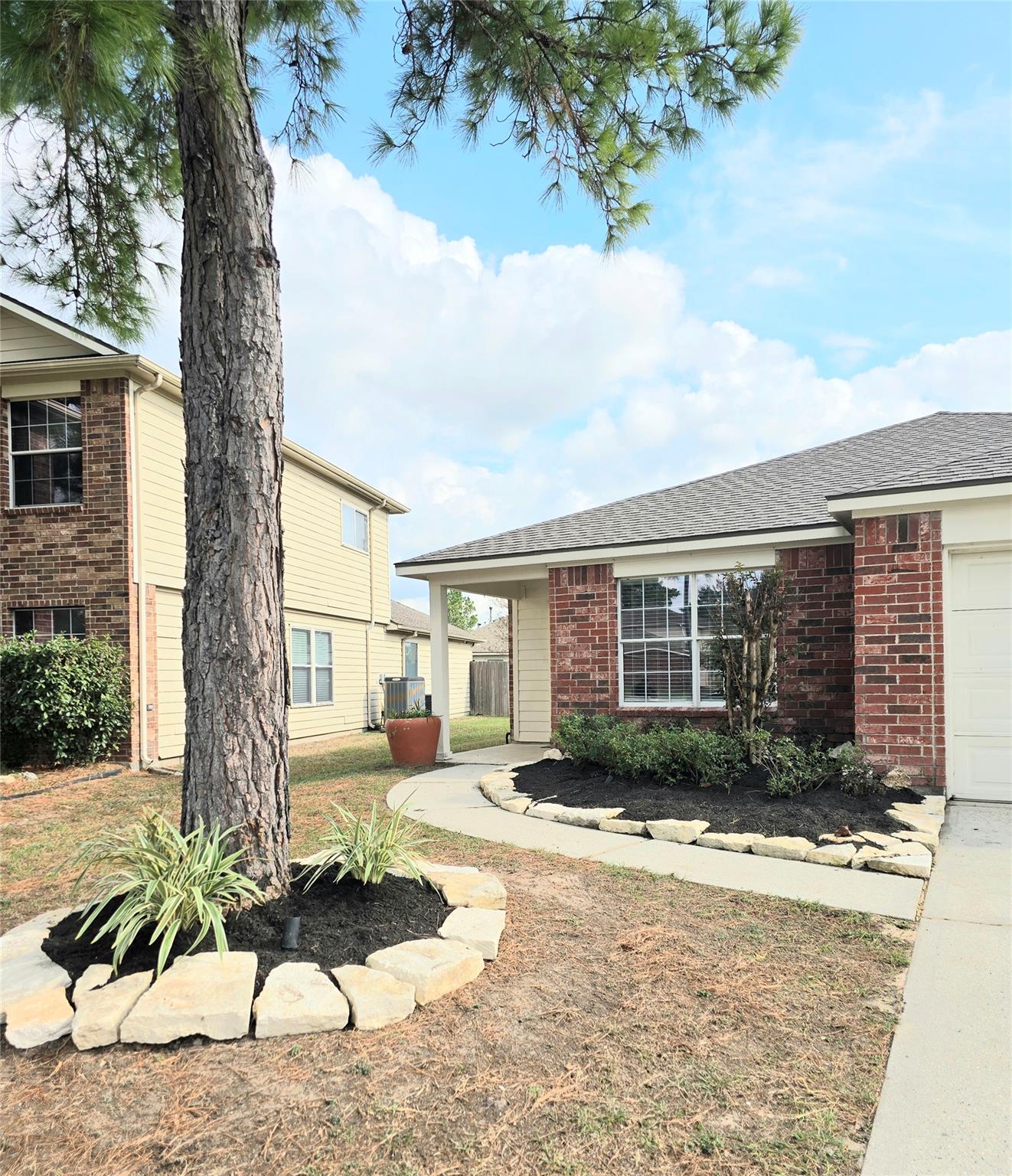 1111 Kingbriar Circle