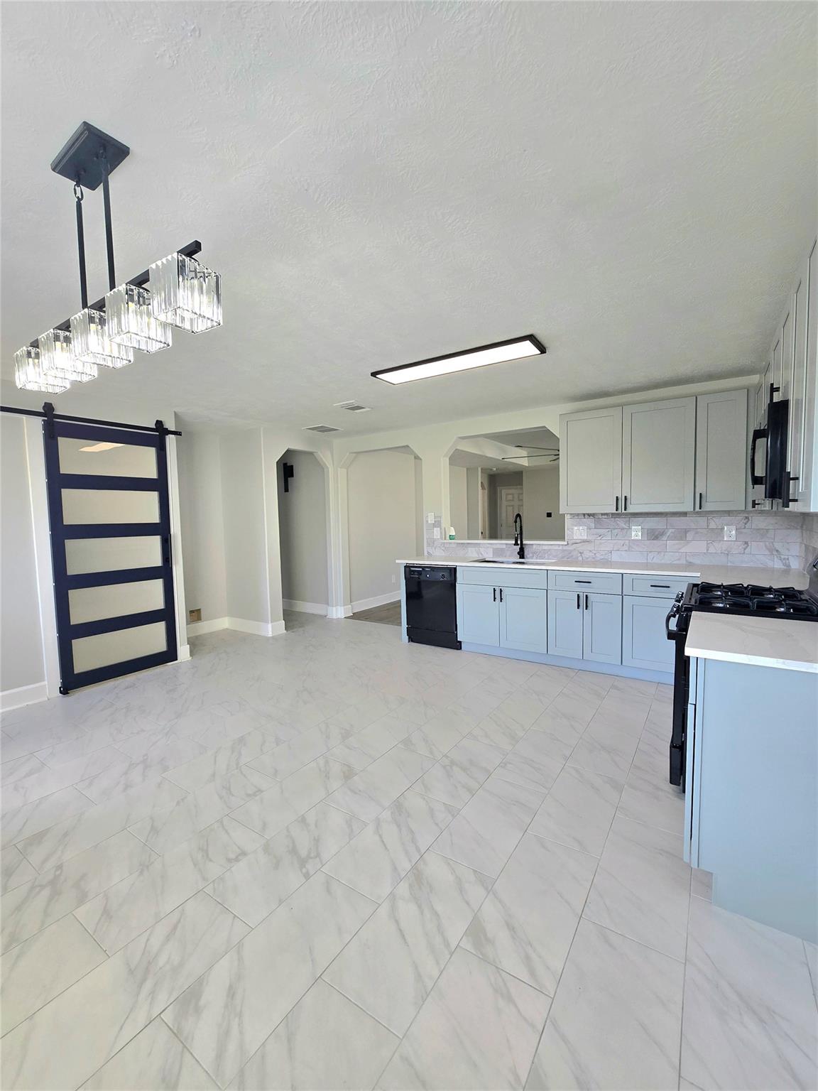 1111 Kingbriar Circle