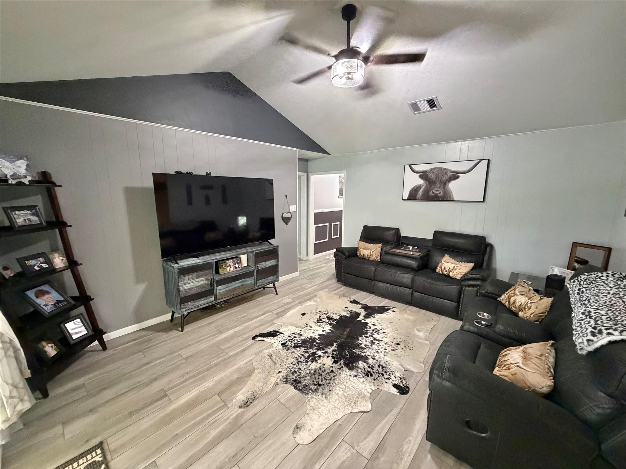 905 Southside Drive