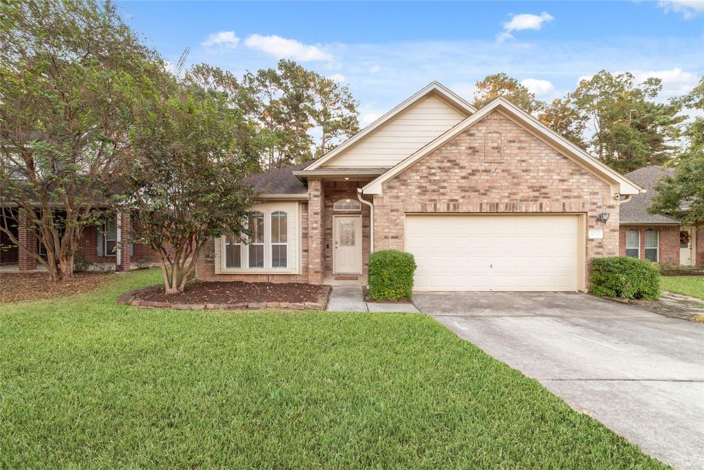 Photo of 3520 White Oak Point Drive, Conroe, TX 77304 (MLS # 74272700)