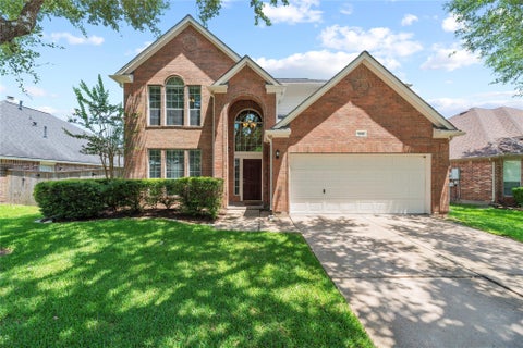 Photo of 1242 Deerbrook Drive, Sugar Land, TX 77479 (MLS # 17776482)