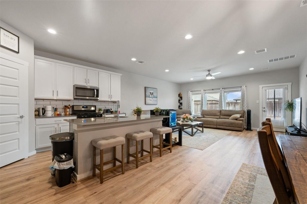 Photo of 7506 Victoria Brook Trace, Richmond, TX 77407 (MLS # 16601523)