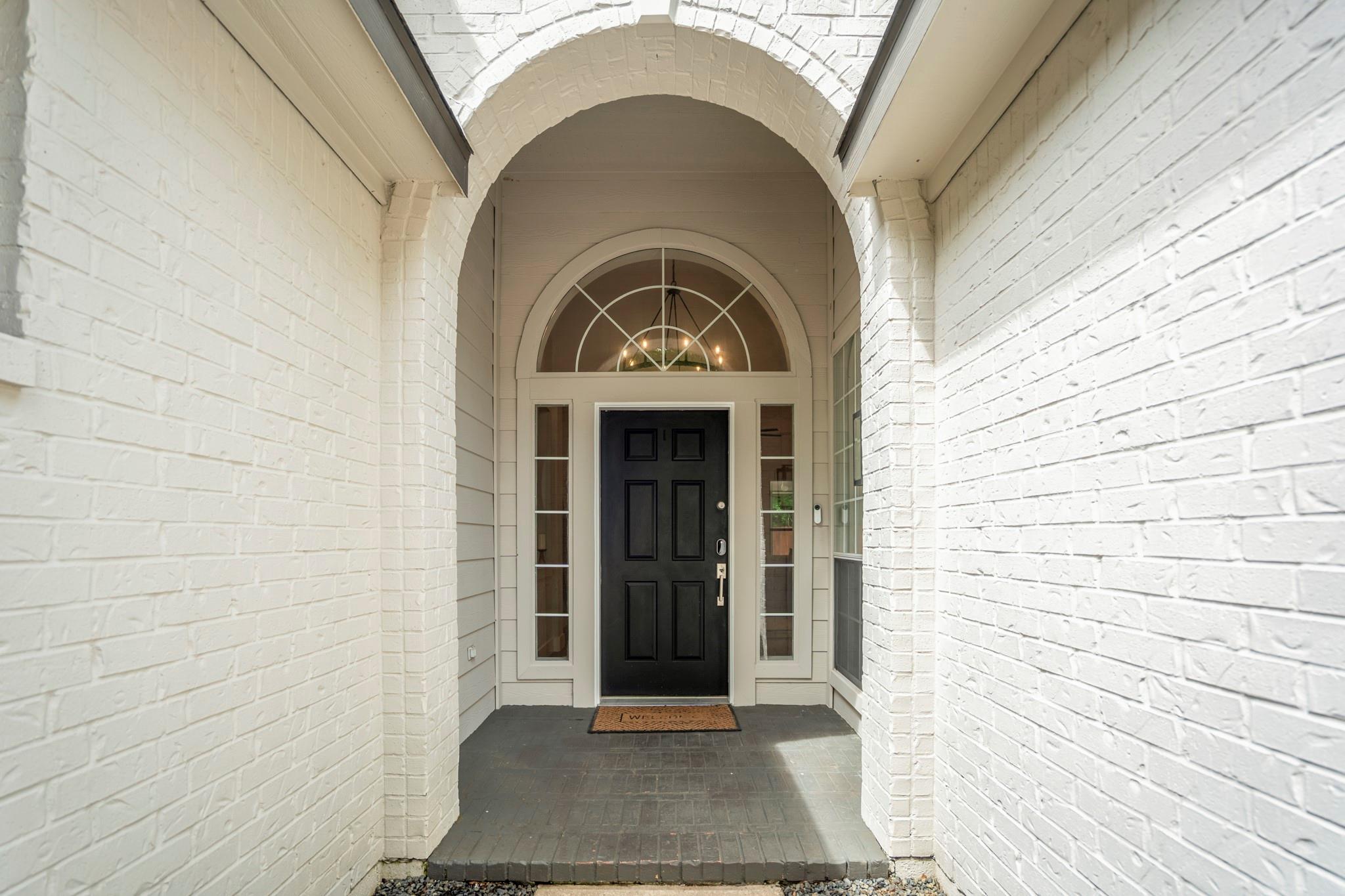 146 S Holly Laurel Circle