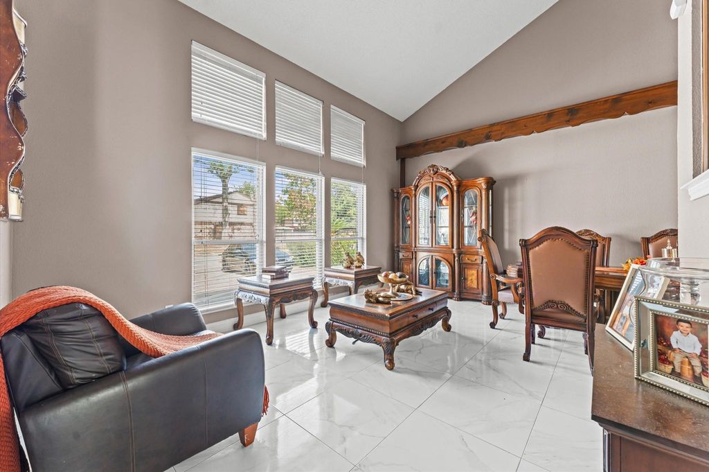 Photo of 6815 Inwood West Drive, Houston, TX 77088 (MLS # 70804166)