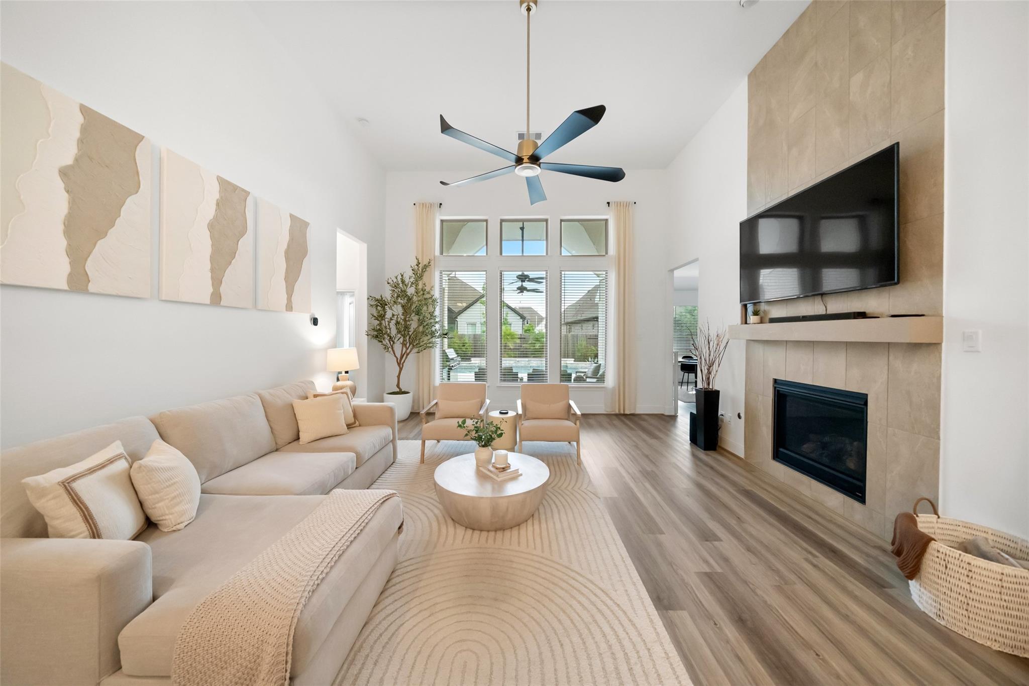 17437 Violet Vineyard Street