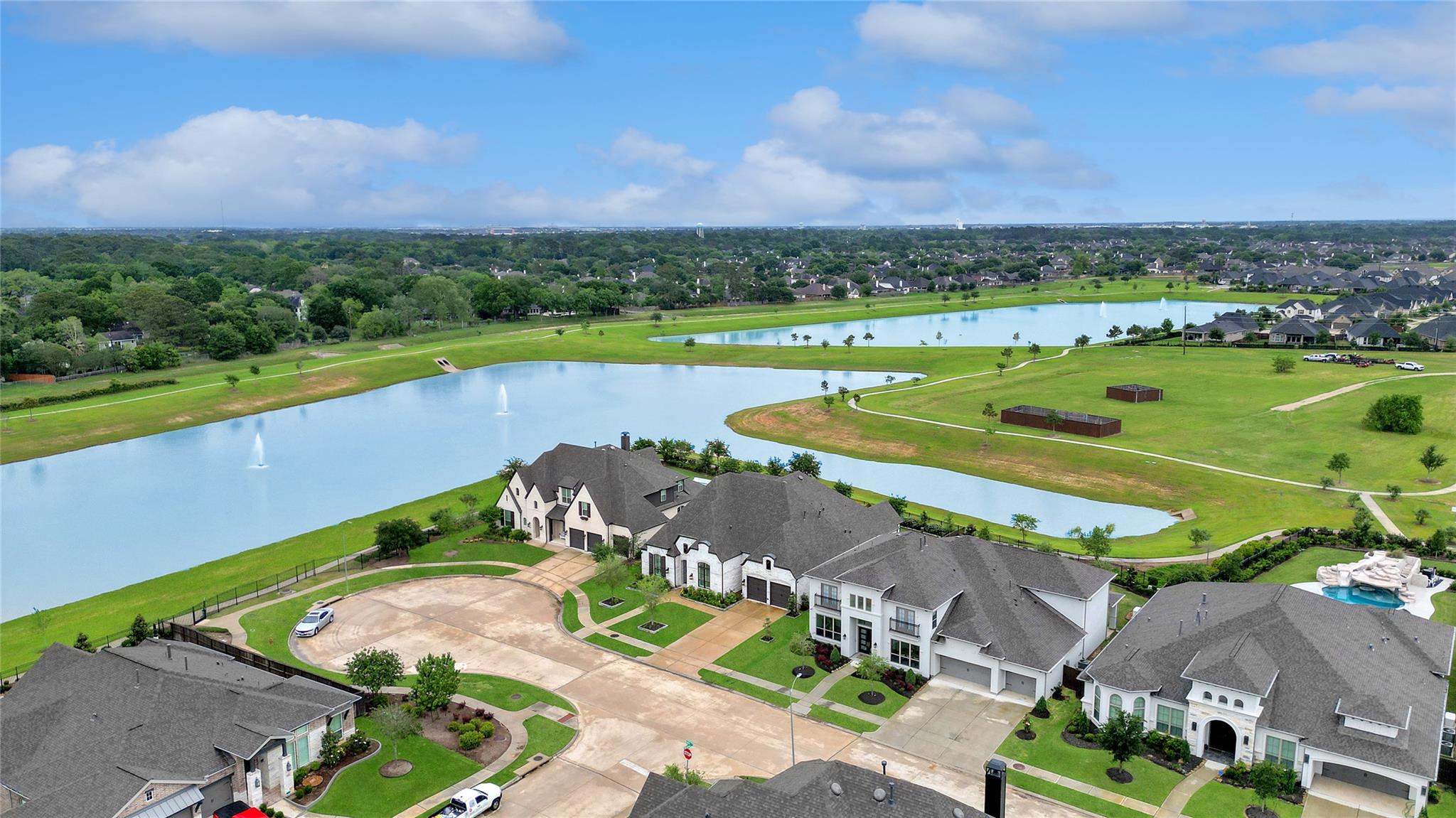 6707 Nimitz Court